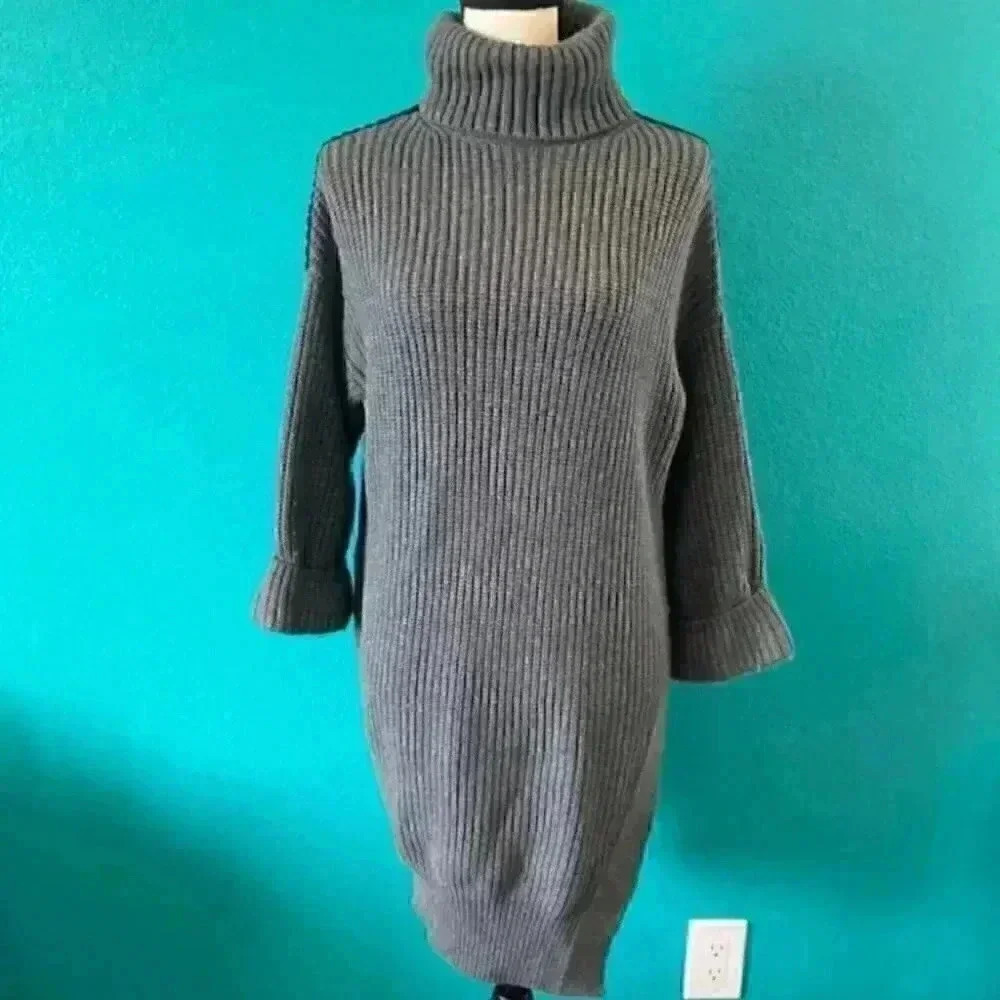 Sweater dress in size xs from moth